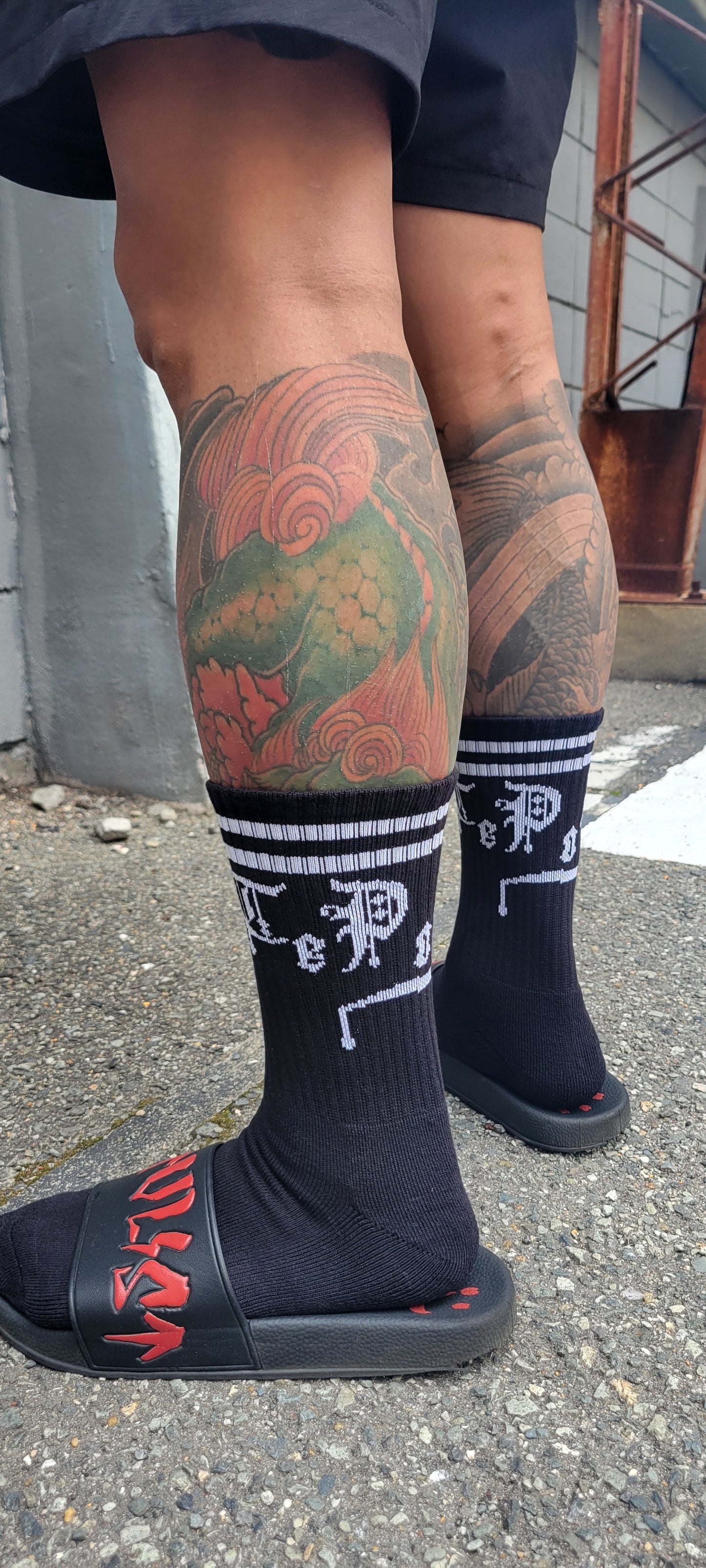 T・P・D・Nロゴ クルーソックス