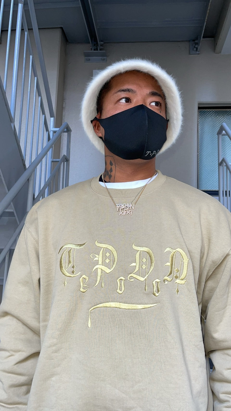 T・P・D・N/genocide™ 刺繡スウェットトレーナー
